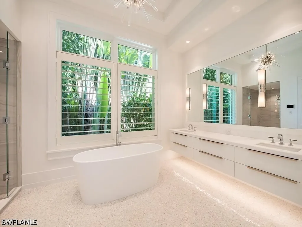 225 4th Avenue N Naples FL 34102