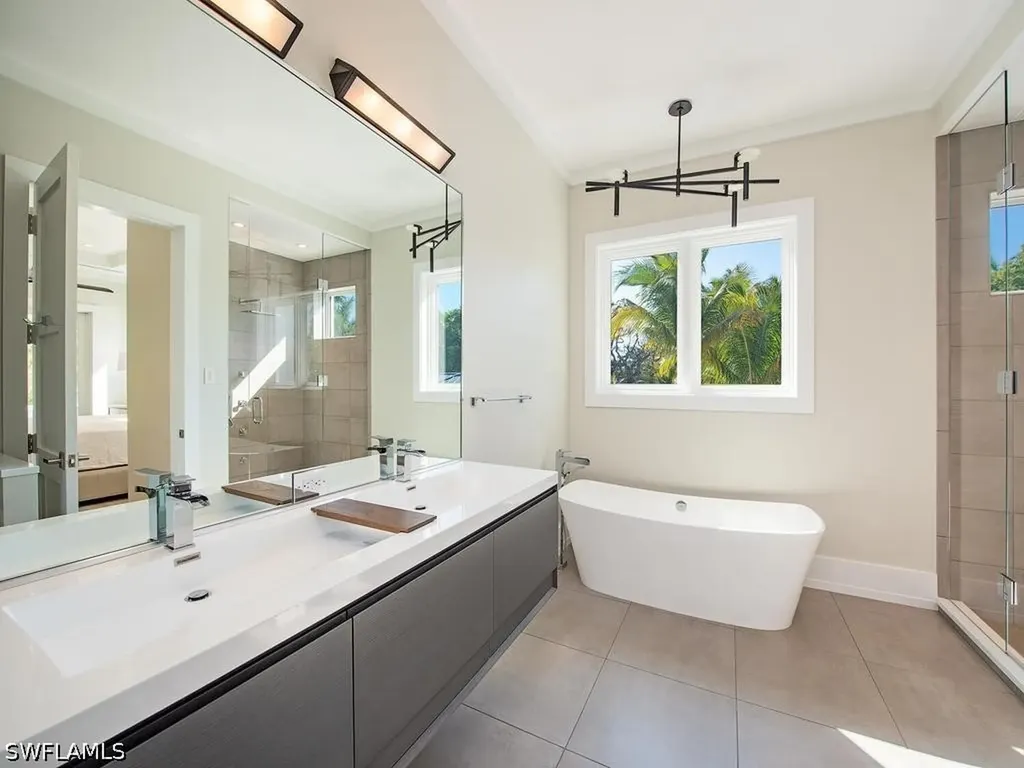 225 4th Avenue N Naples FL 34102
