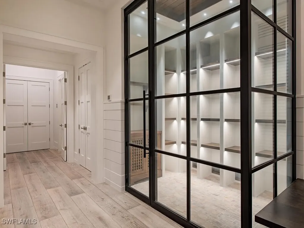 225 4th Avenue N Naples FL 34102