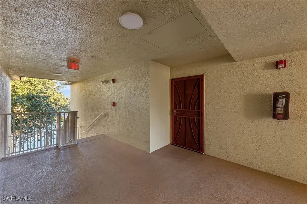 4135 Residence Drive Fort Myers FL 33901
