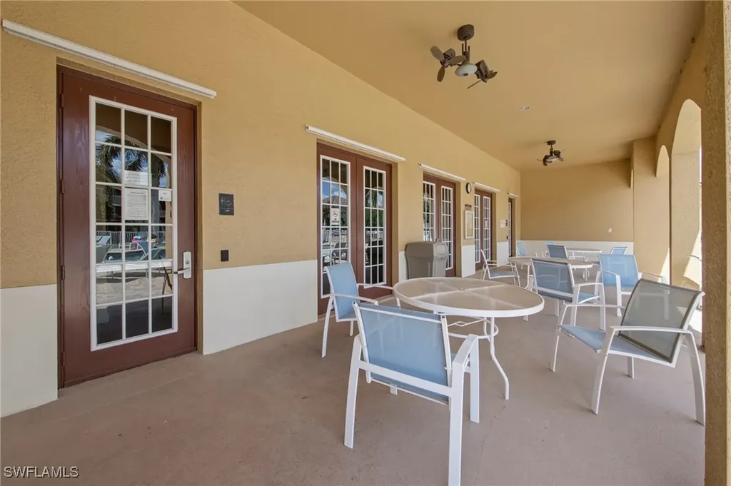 4135 Residence Drive Fort Myers FL 33901