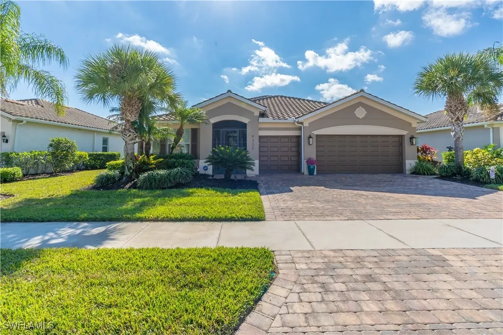 9332 Fieldstone Lane Naples FL 34120