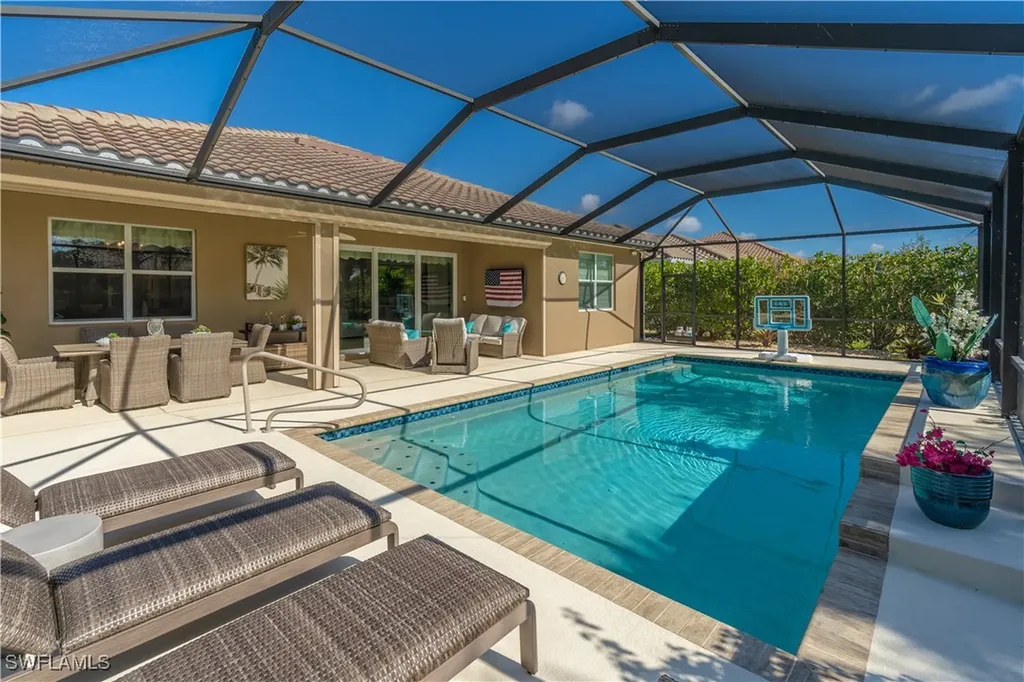 9332 Fieldstone Lane Naples FL 34120