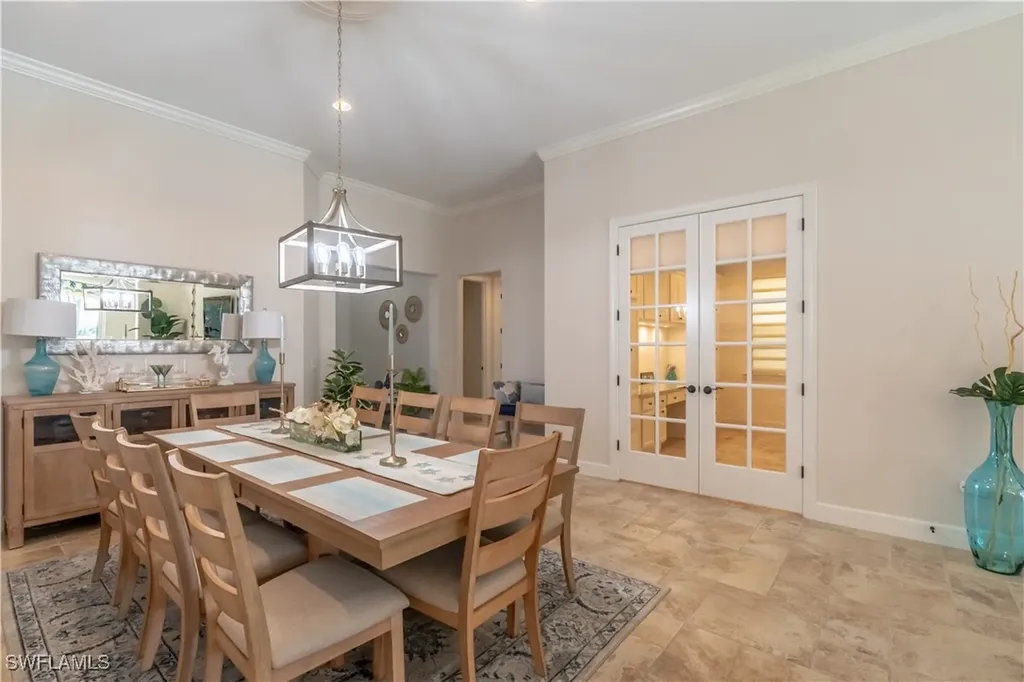 9332 Fieldstone Lane Naples FL 34120