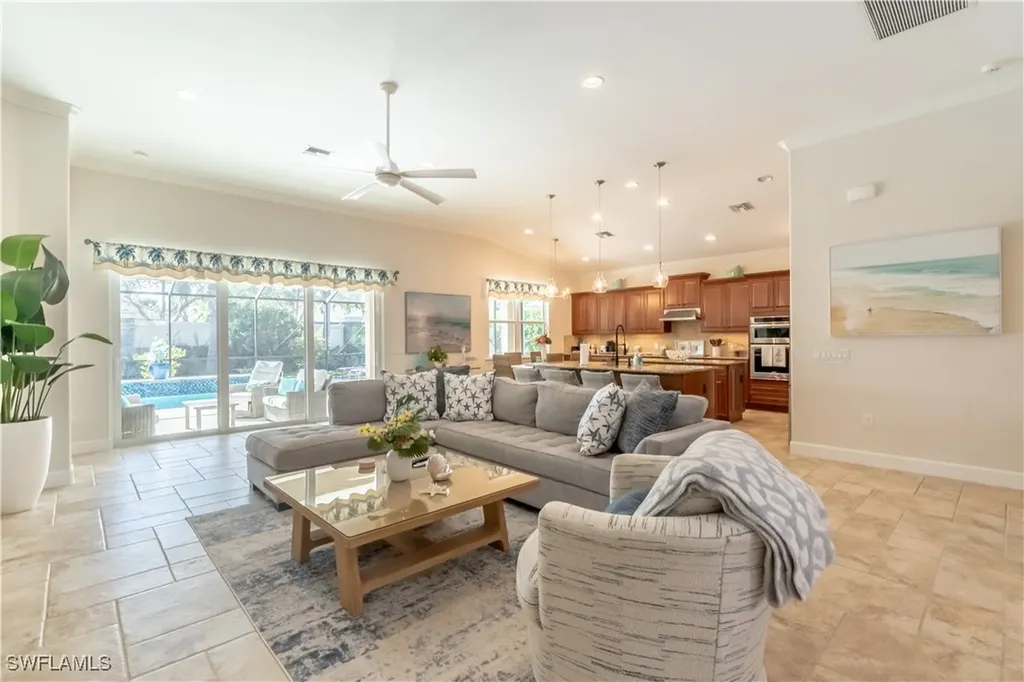 9332 Fieldstone Lane Naples FL 34120