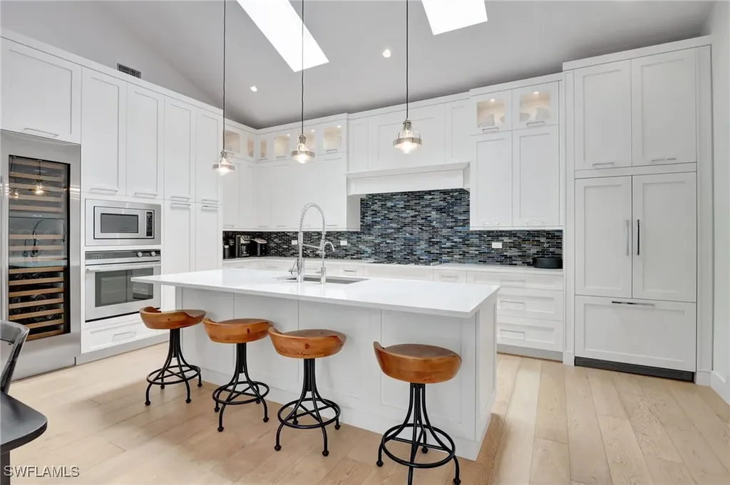 2120 Curtis Street Naples FL 34112