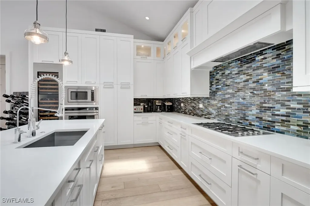 2120 Curtis Street Naples FL 34112
