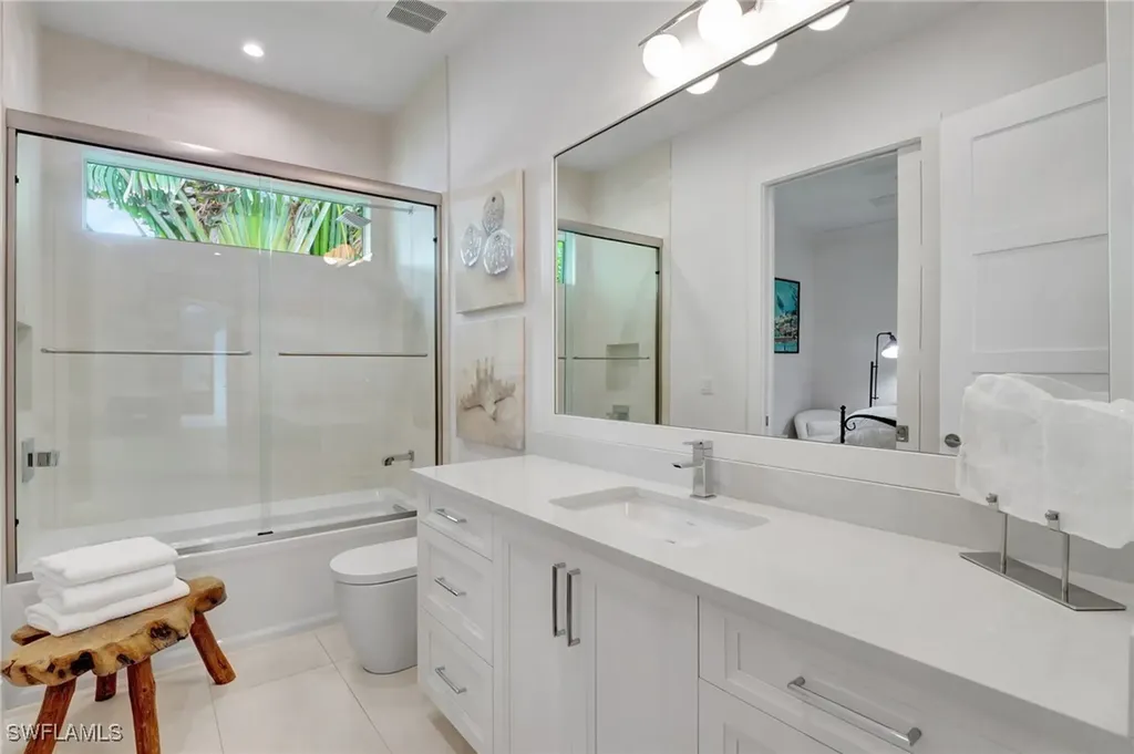 2120 Curtis Street Naples FL 34112
