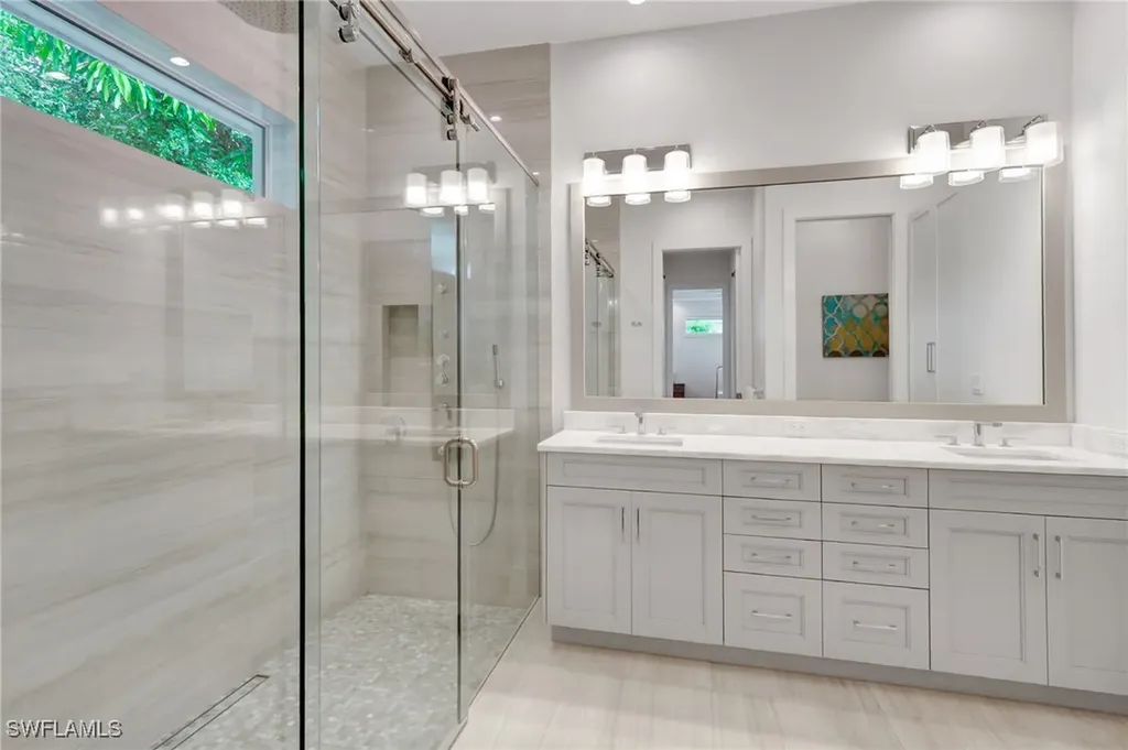 2120 Curtis Street Naples FL 34112