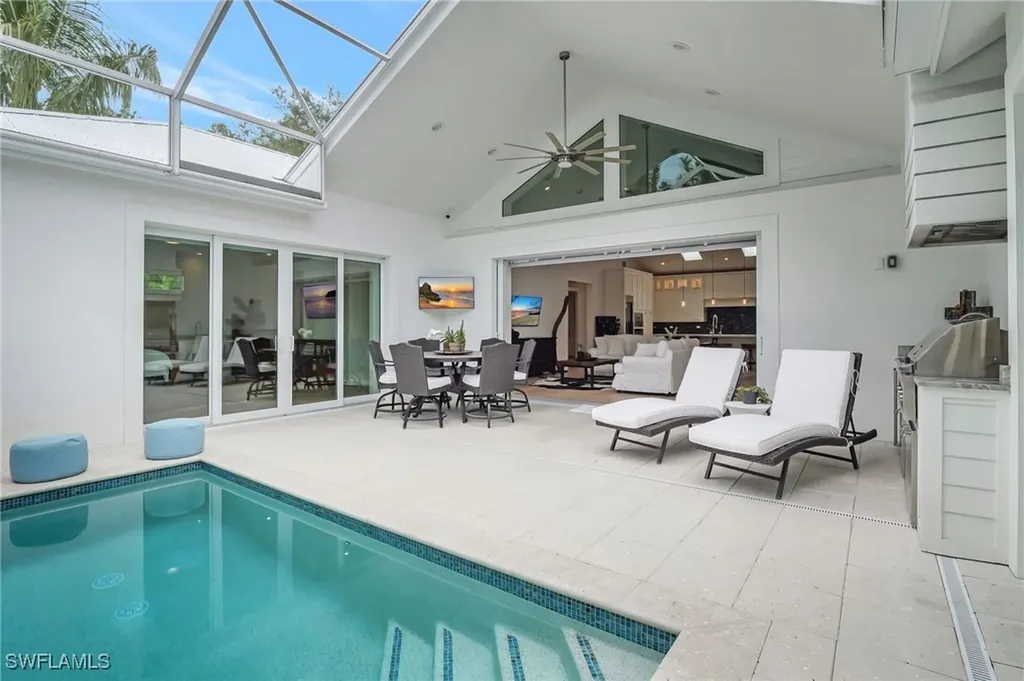 2120 Curtis Street Naples FL 34112