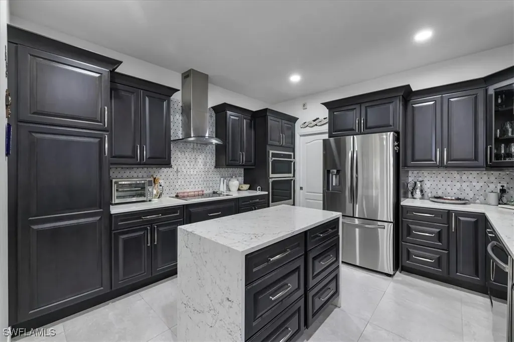 2717 SW 29th Place Cape Coral FL 33914