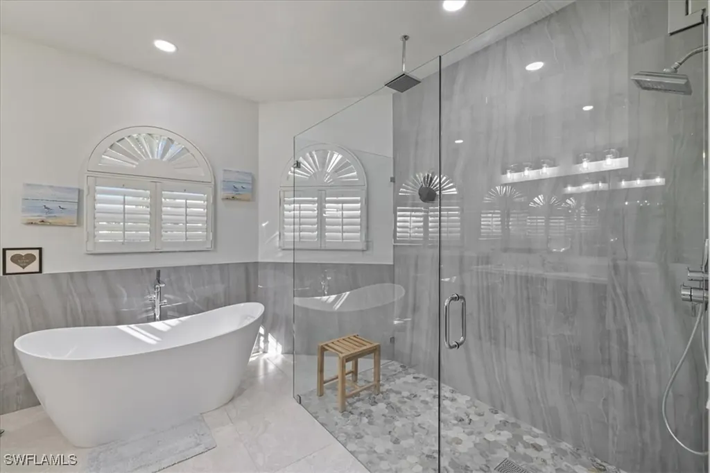 2717 SW 29th Place Cape Coral FL 33914