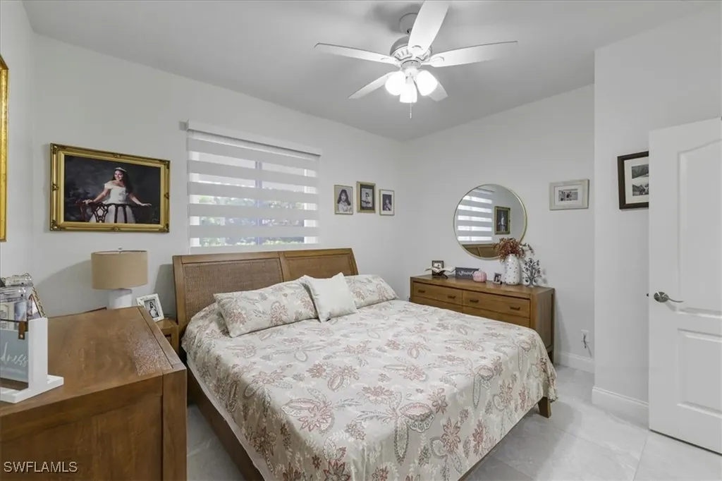 2717 SW 29th Place Cape Coral FL 33914