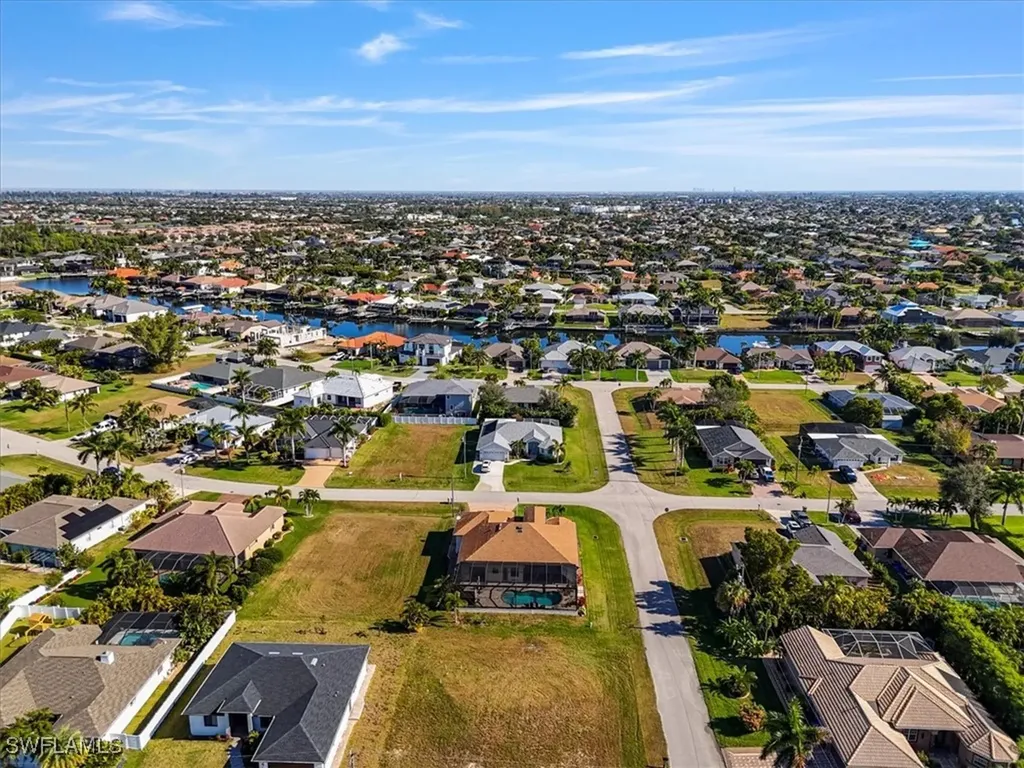 2717 SW 29th Place Cape Coral FL 33914