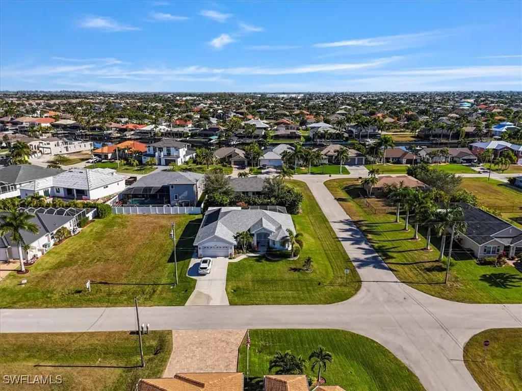 2717 SW 29th Place Cape Coral FL 33914