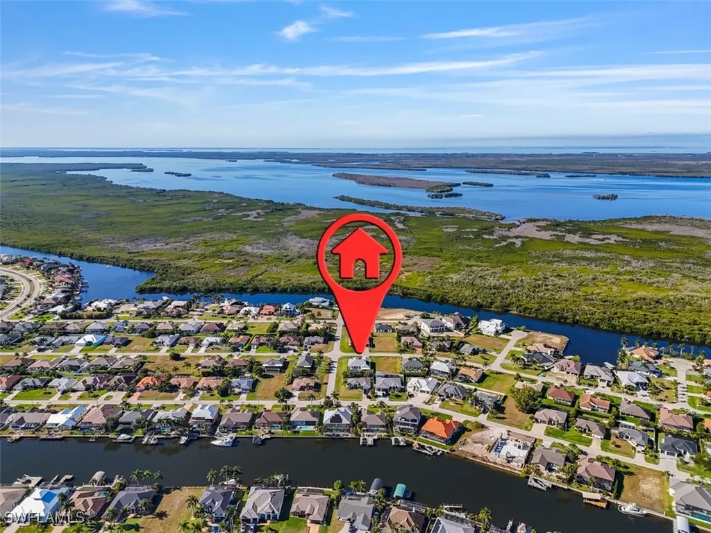 2717 SW 29th Place Cape Coral FL 33914