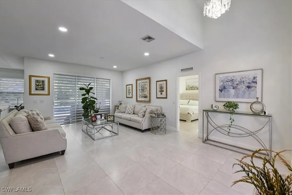 2717 SW 29th Place Cape Coral FL 33914