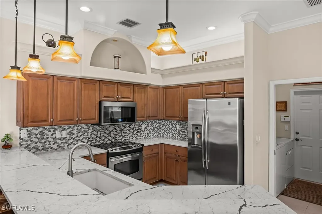 8894 Lely Island Circle Naples FL 34113