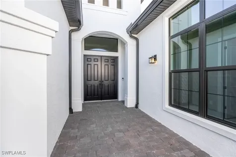 9441 Caymas Terrace Naples FL 34114