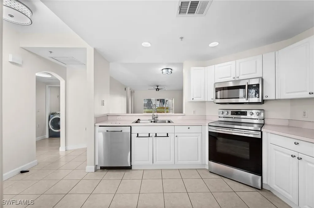 3009 Driftwood Way Naples FL 34109