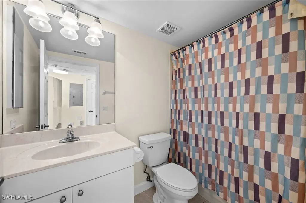 3009 Driftwood Way Naples FL 34109