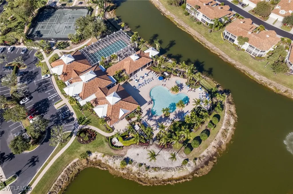 3009 Driftwood Way Naples FL 34109