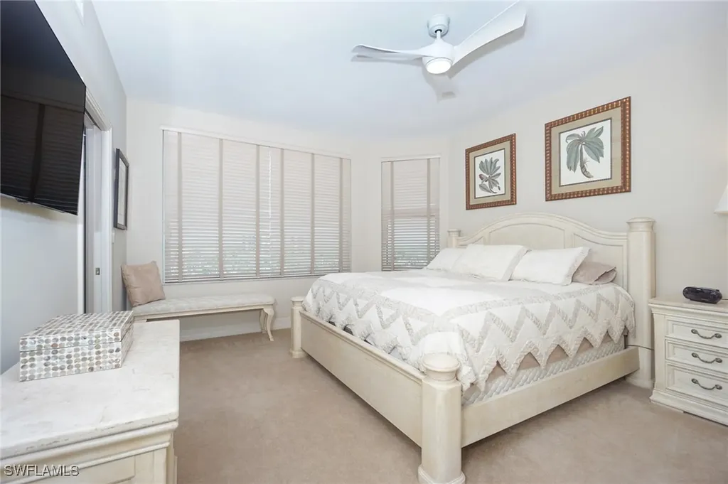 435 Dockside Drive Naples FL 34110