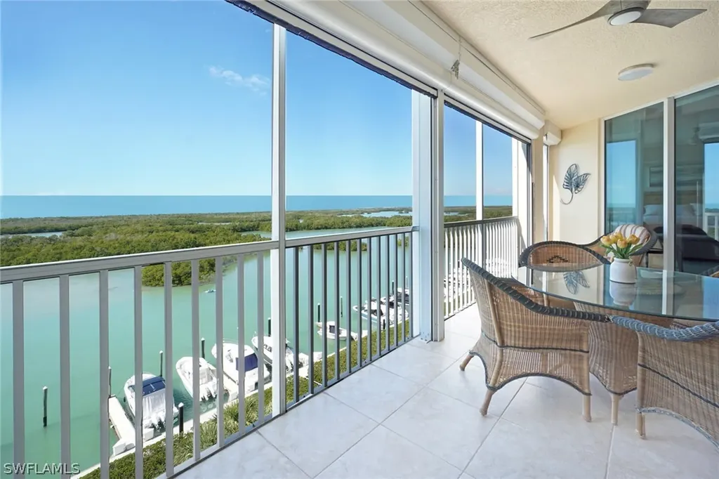 435 Dockside Drive Naples FL 34110