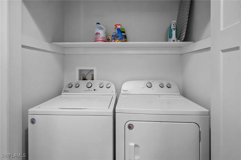 474 Lake Murex Circle Sanibel FL 33957