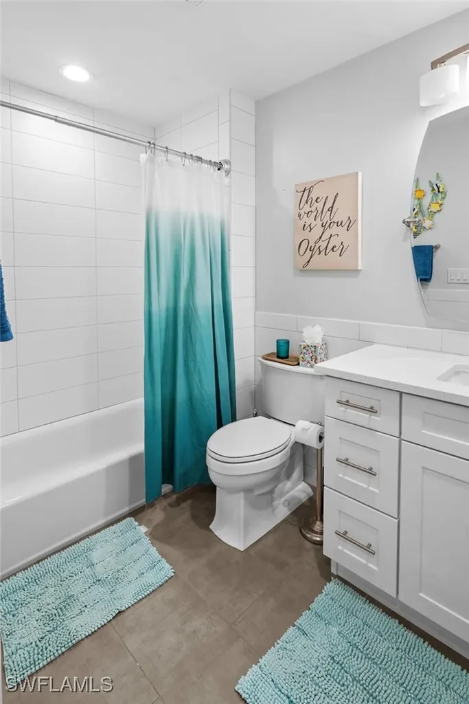 474 Lake Murex Circle Sanibel FL 33957