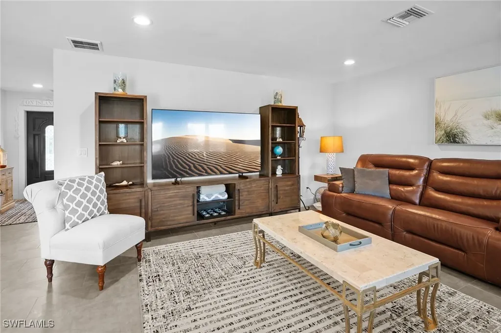 474 Lake Murex Circle Sanibel FL 33957