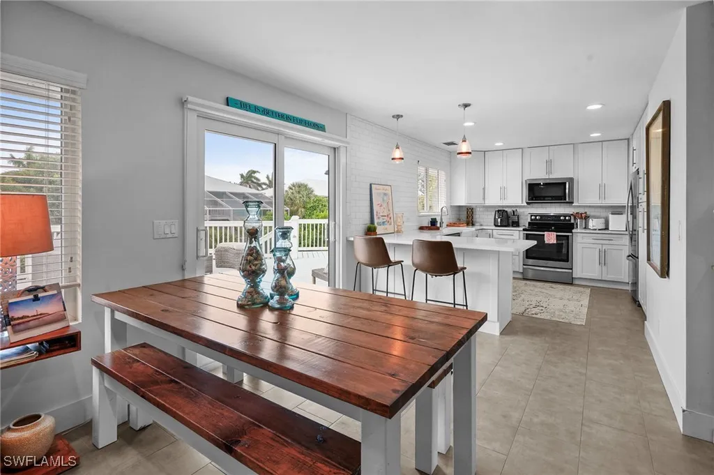 474 Lake Murex Circle Sanibel FL 33957