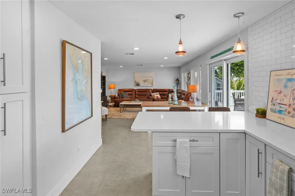 474 Lake Murex Circle Sanibel FL 33957