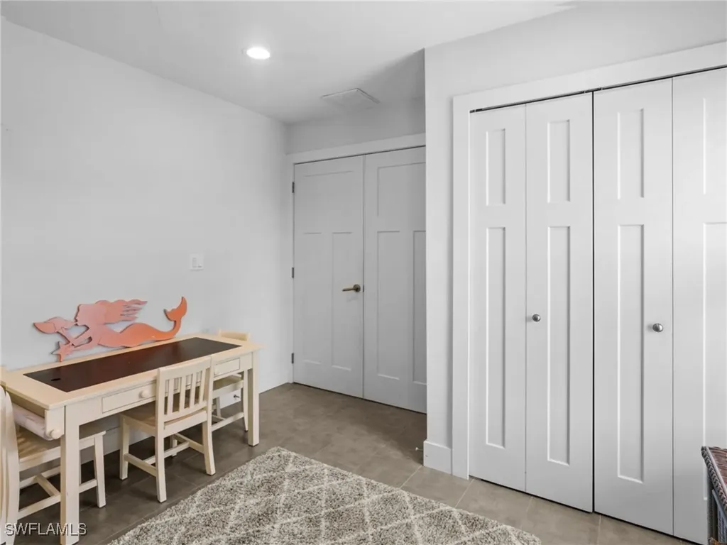 474 Lake Murex Circle Sanibel FL 33957