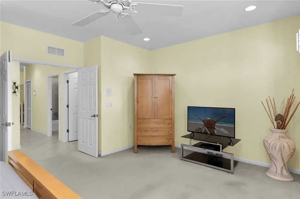 6858 Ascot Drive Naples FL 34113