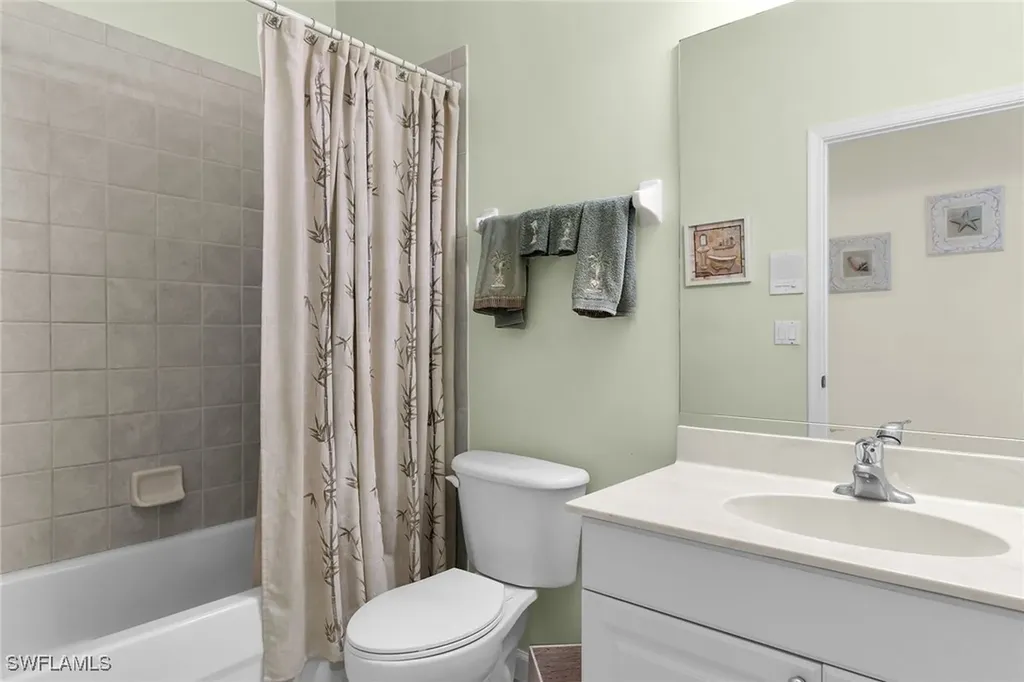 6858 Ascot Drive Naples FL 34113