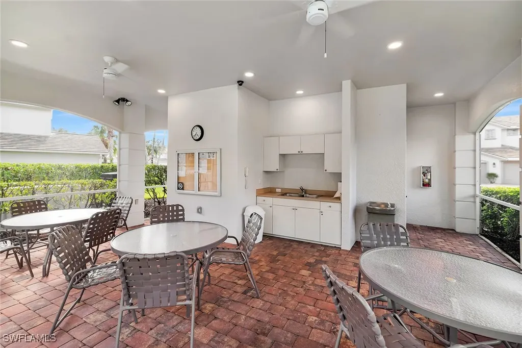 6858 Ascot Drive Naples FL 34113