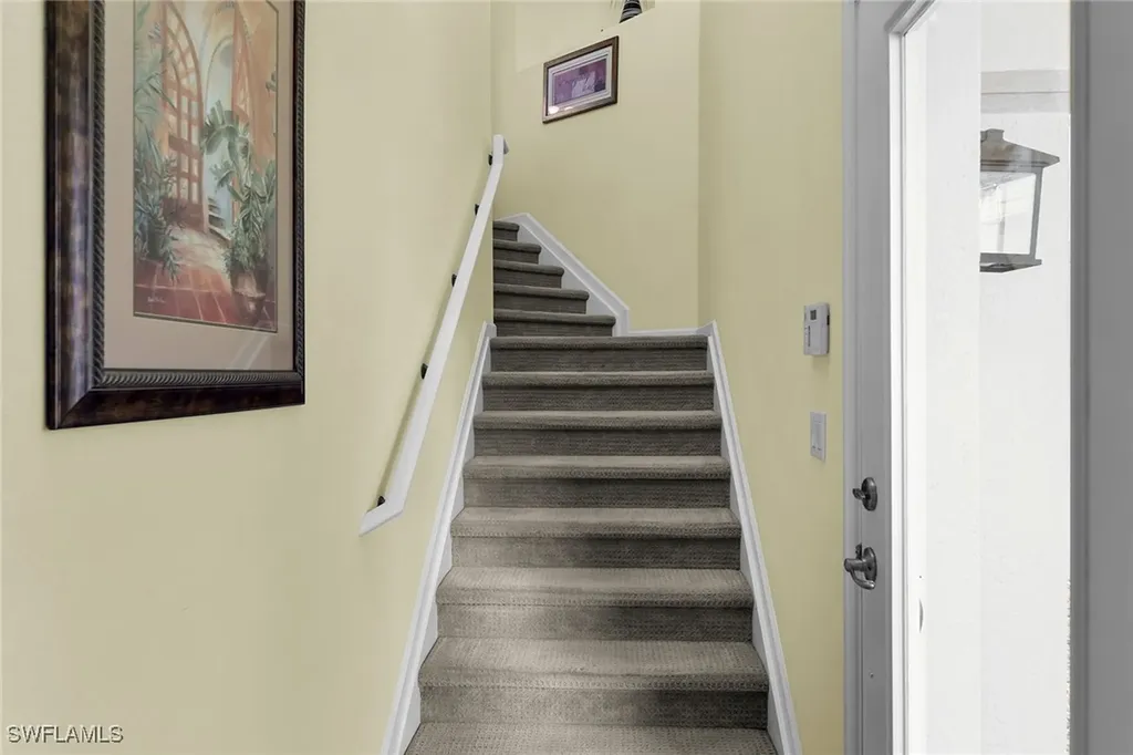 6858 Ascot Drive Naples FL 34113