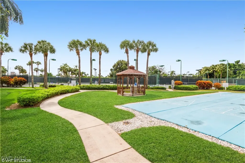2885 Citrus Lake Drive Naples FL 34109