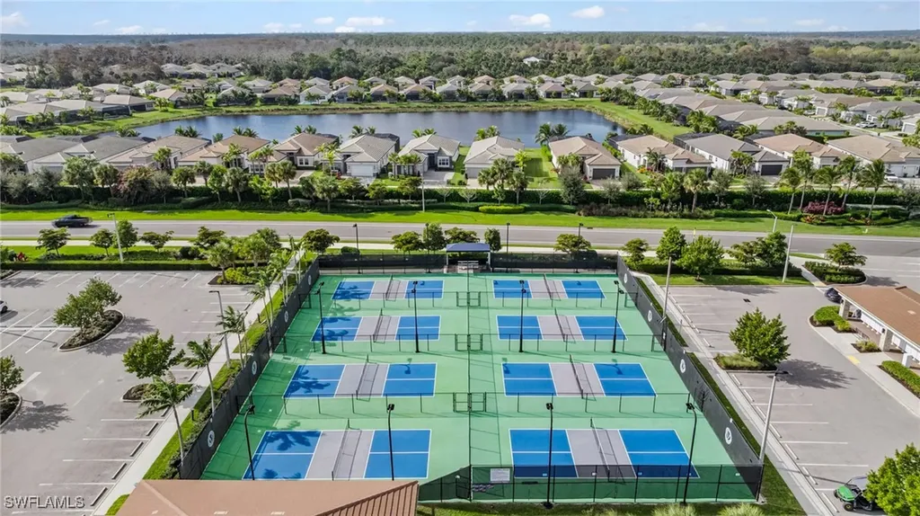 12418 Dahlia Court Naples FL 34120