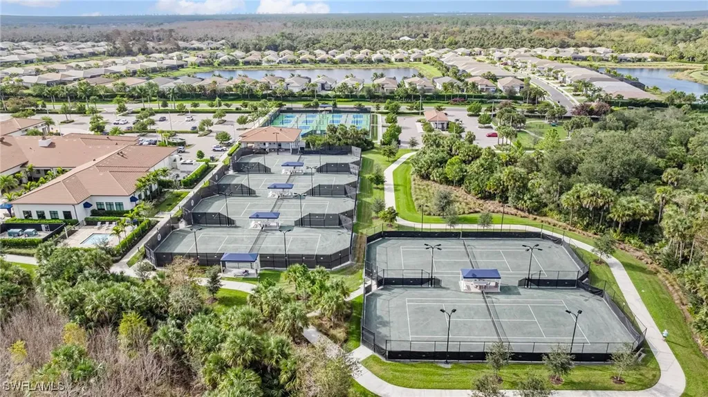 12418 Dahlia Court Naples FL 34120