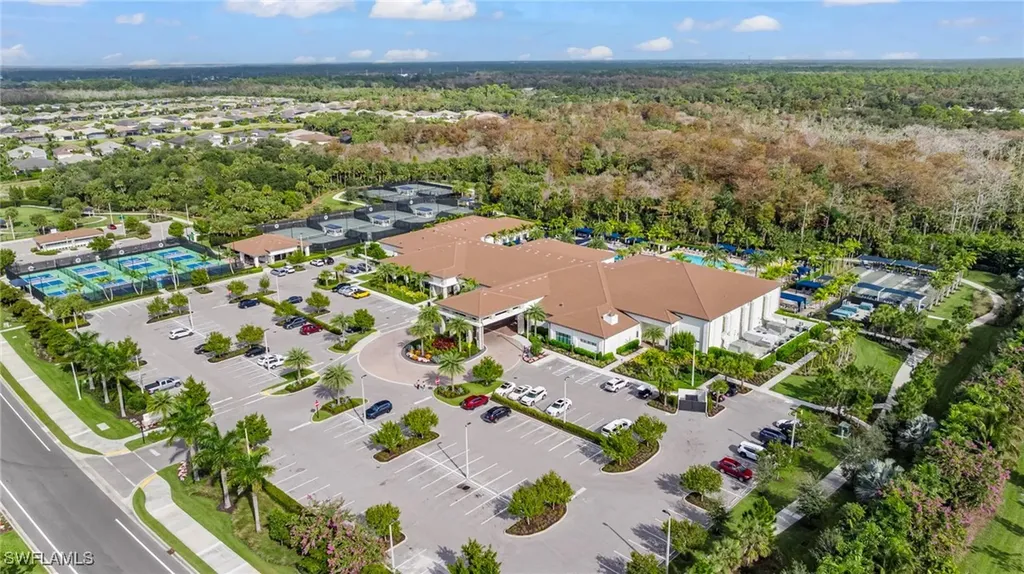 12418 Dahlia Court Naples FL 34120