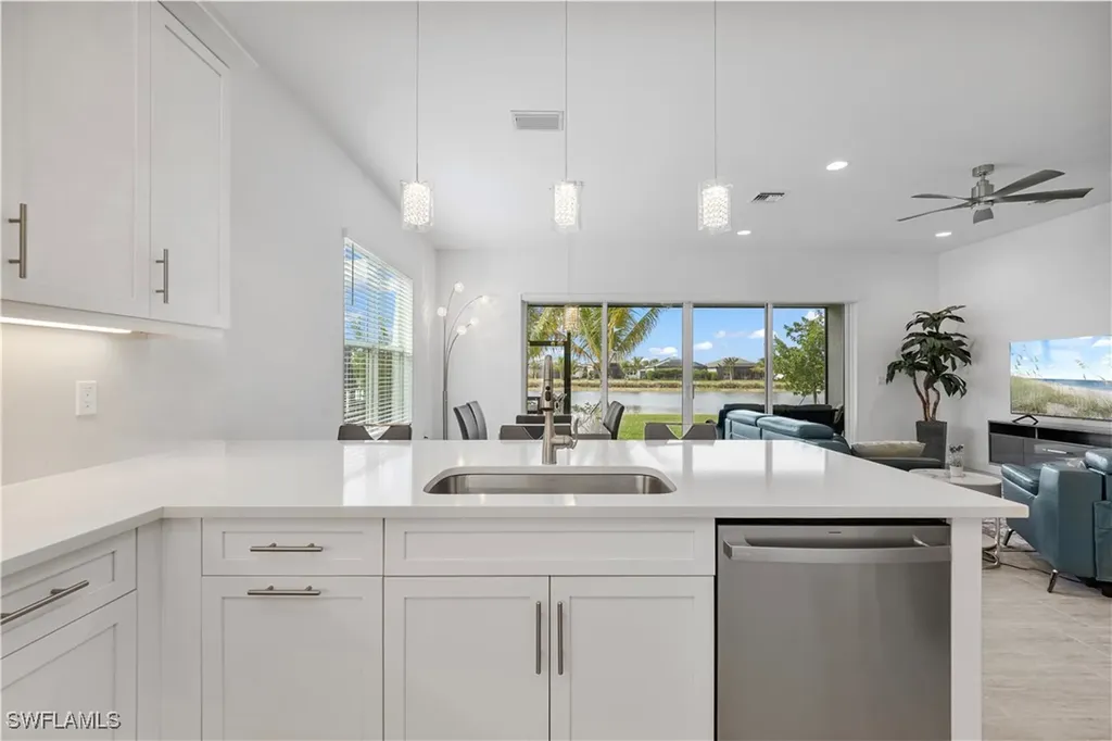 12418 Dahlia Court Naples FL 34120