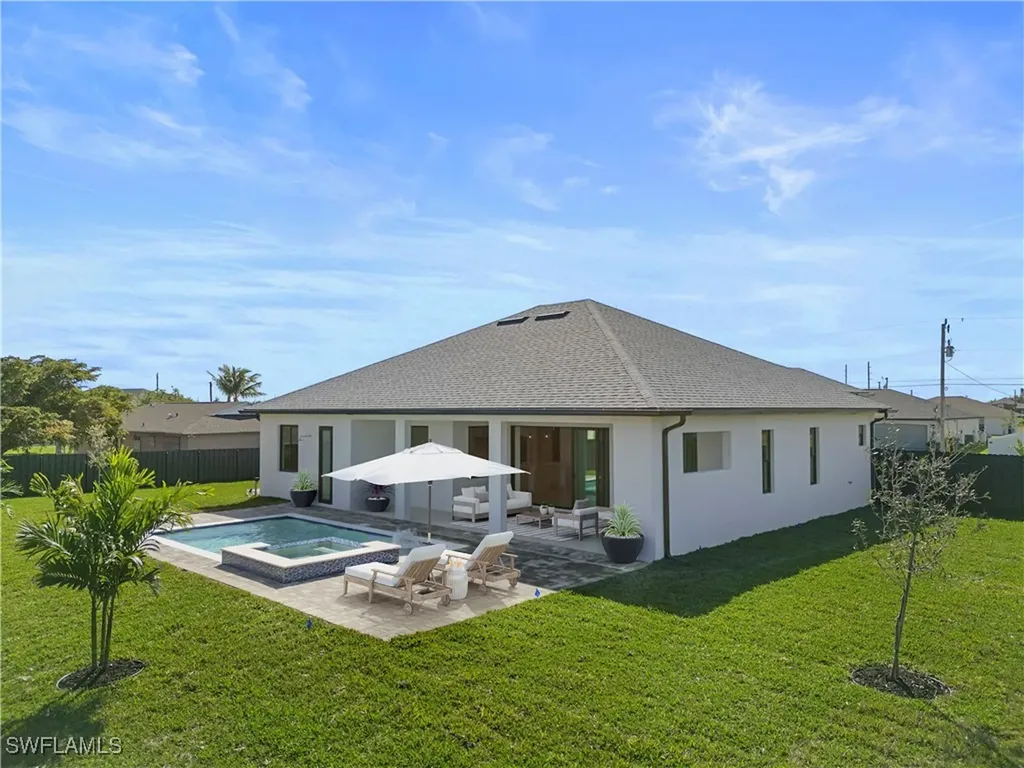 611 NW 25th Terrace Cape Coral FL 33993