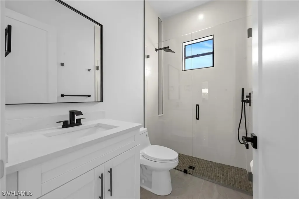 611 NW 25th Terrace Cape Coral FL 33993