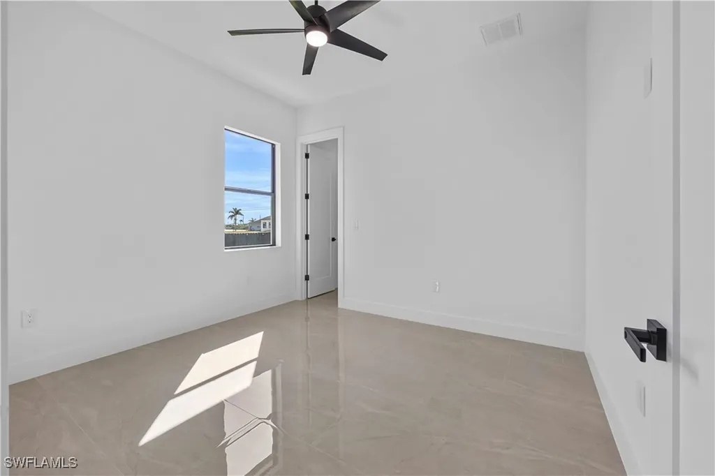 611 NW 25th Terrace Cape Coral FL 33993
