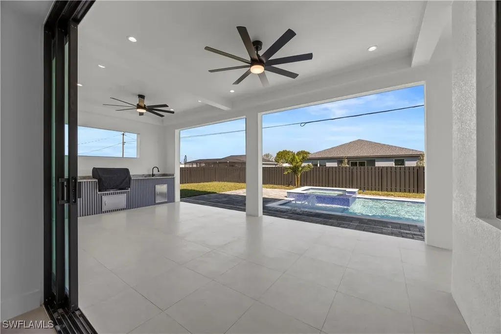 611 NW 25th Terrace Cape Coral FL 33993