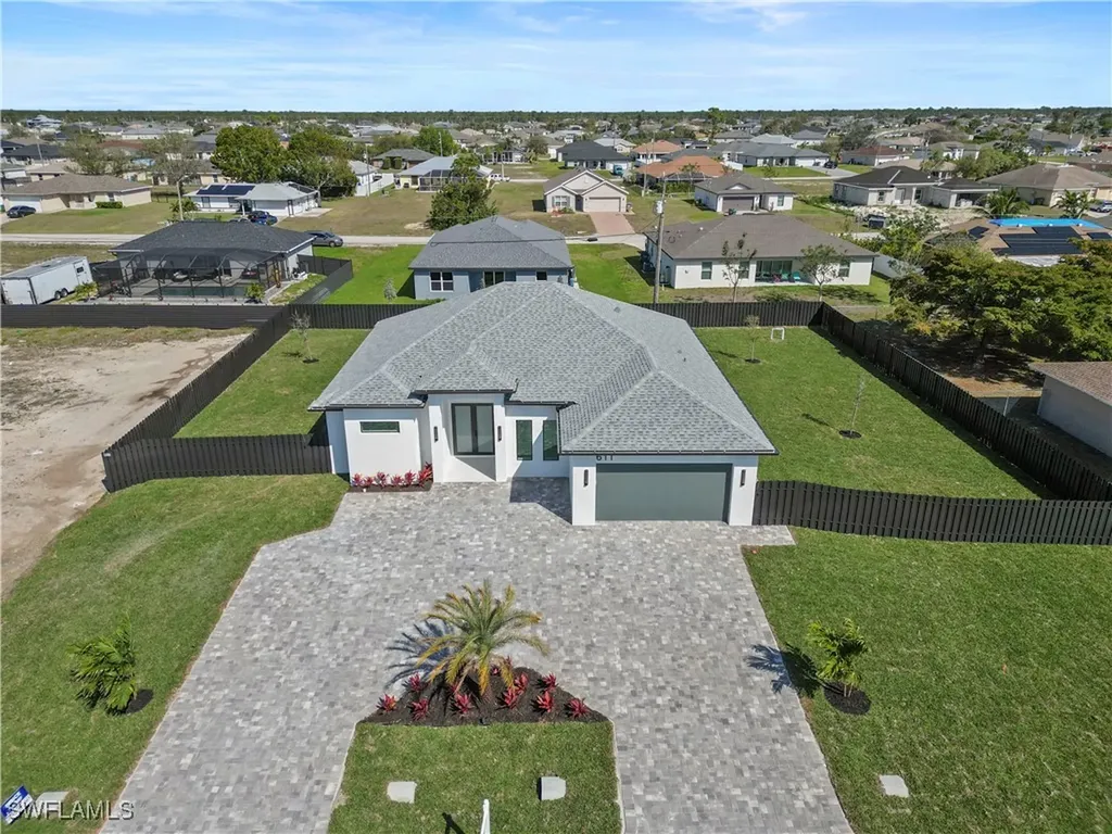 611 NW 25th Terrace Cape Coral FL 33993