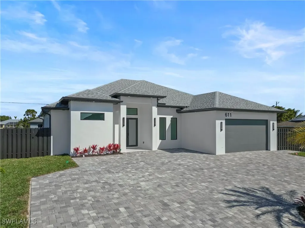 611 NW 25th Terrace Cape Coral FL 33993