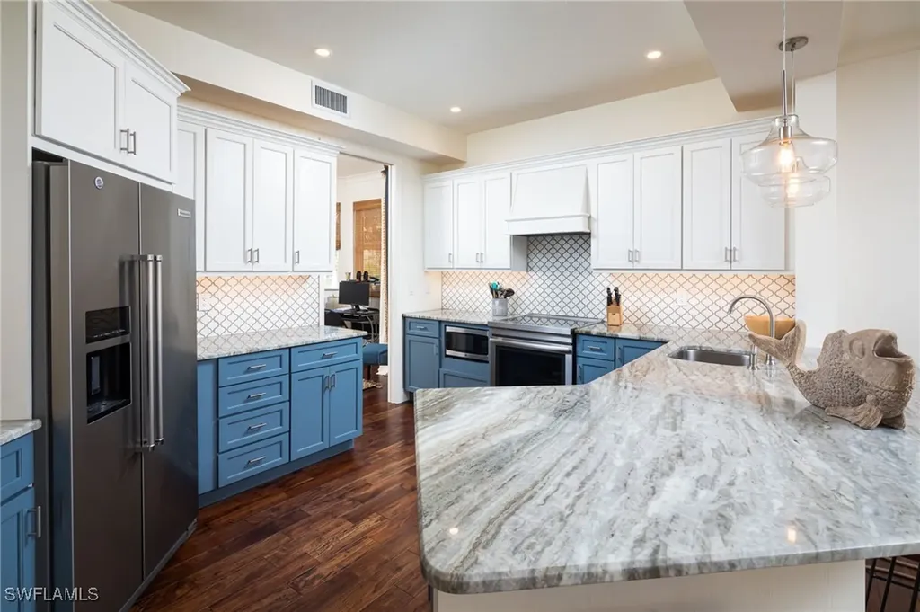 410 Flagship Drive Naples FL 34108